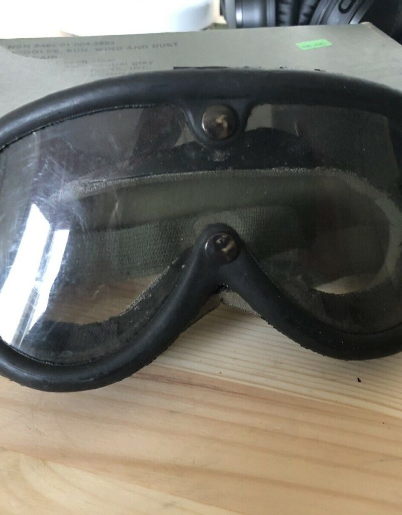 Vintage US Military Surplus Combat Goggles NSN 8465-01-004-2893 (5310)