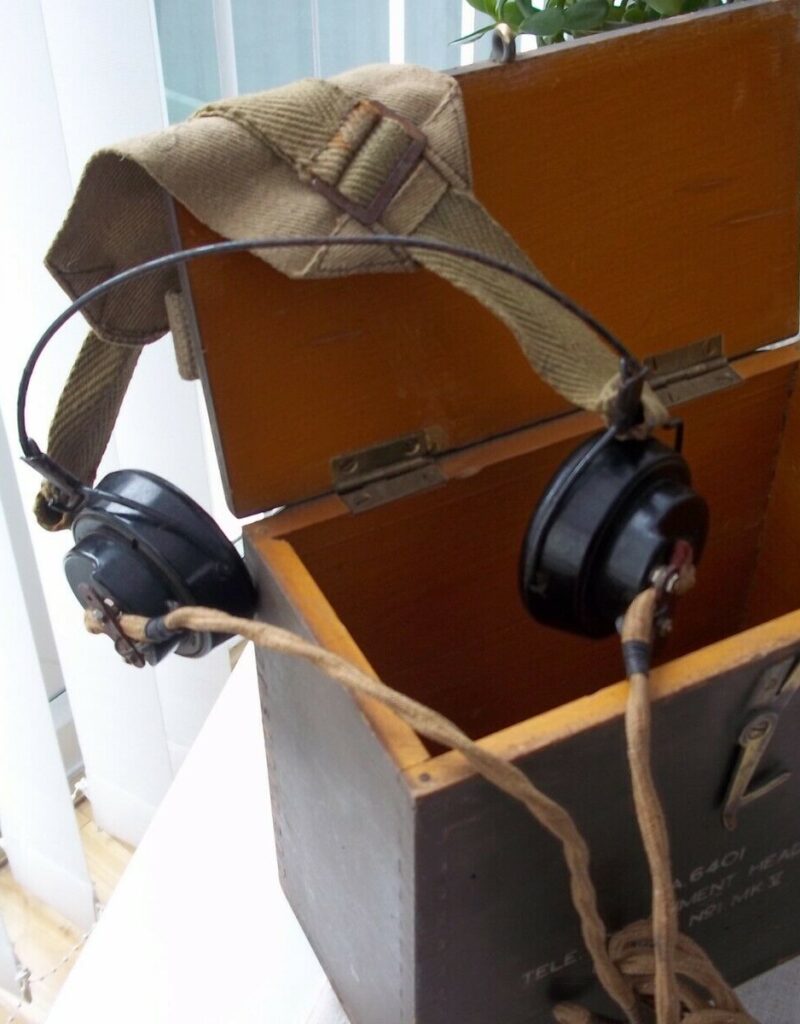 WW2 British Army Military Radio Headphones DLR No 5 and Storage Box (5516)