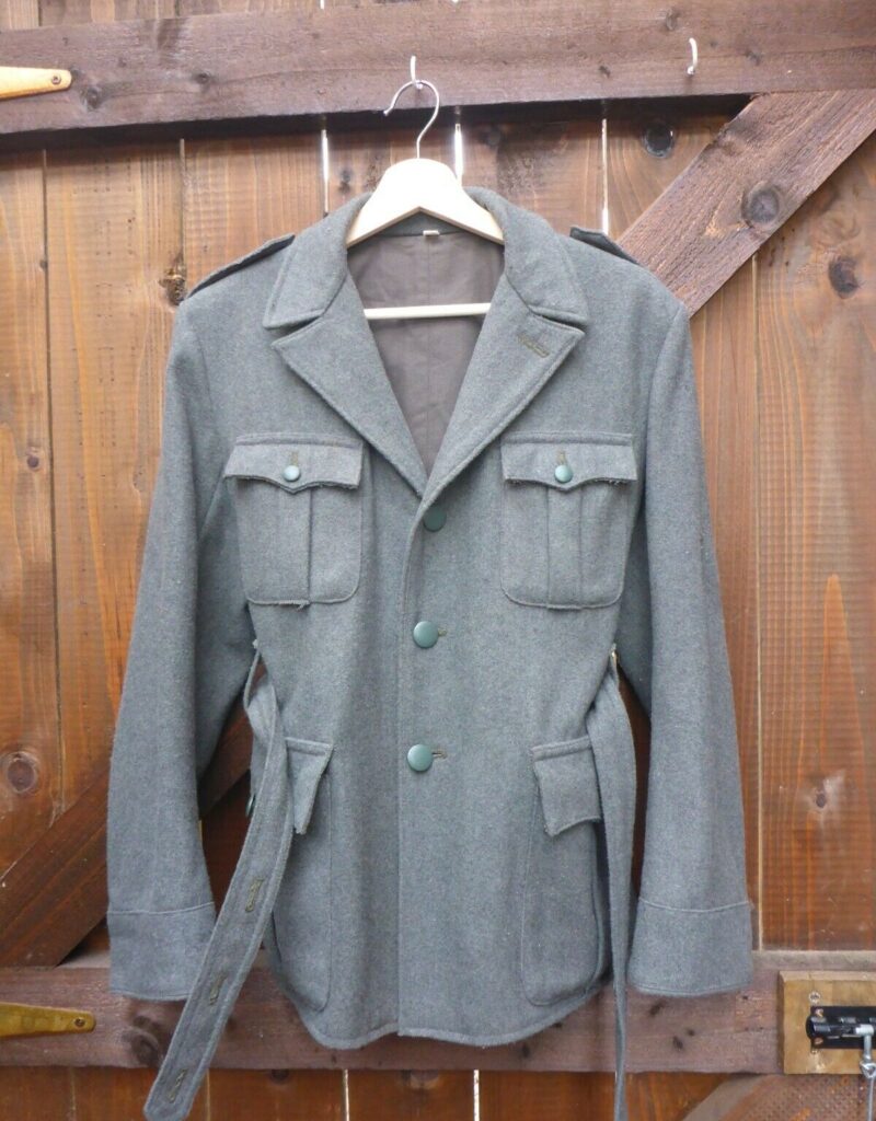 WW2 Italian M40 Wool Tunic (Size small) (6185)