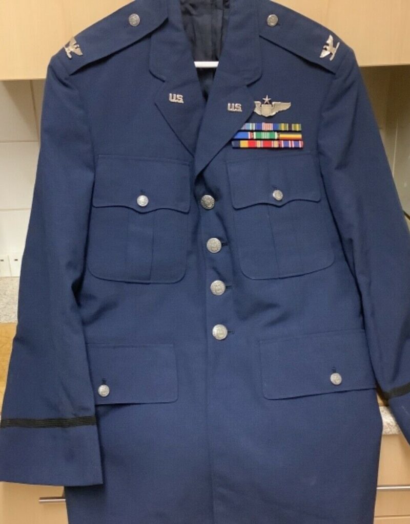 USAF Colonels Dress Uniform (6379)