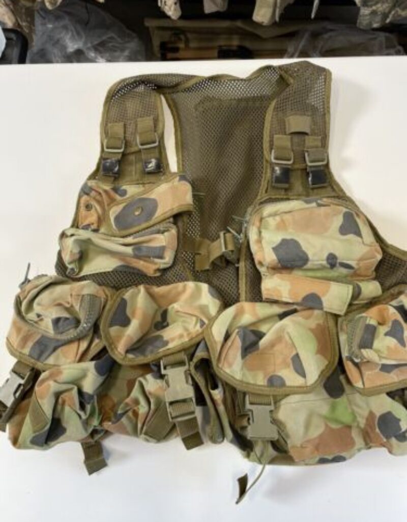 Australian Auscam Assault Vest (7200)